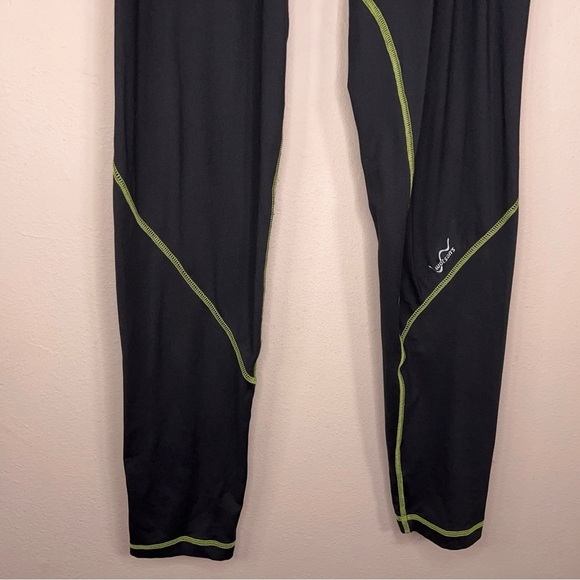 Medium Watsons Black Green Mens Athletic Leggings Outdoor  Stretch Activewear - Picture 3 of 11